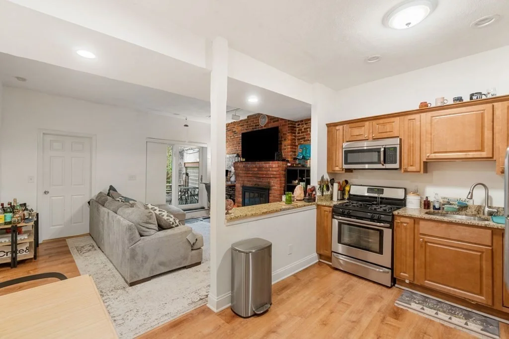 2 bed, 1 bath apartment for rent at 4 Union Park St Unit 1, South End — photo 10 of 28