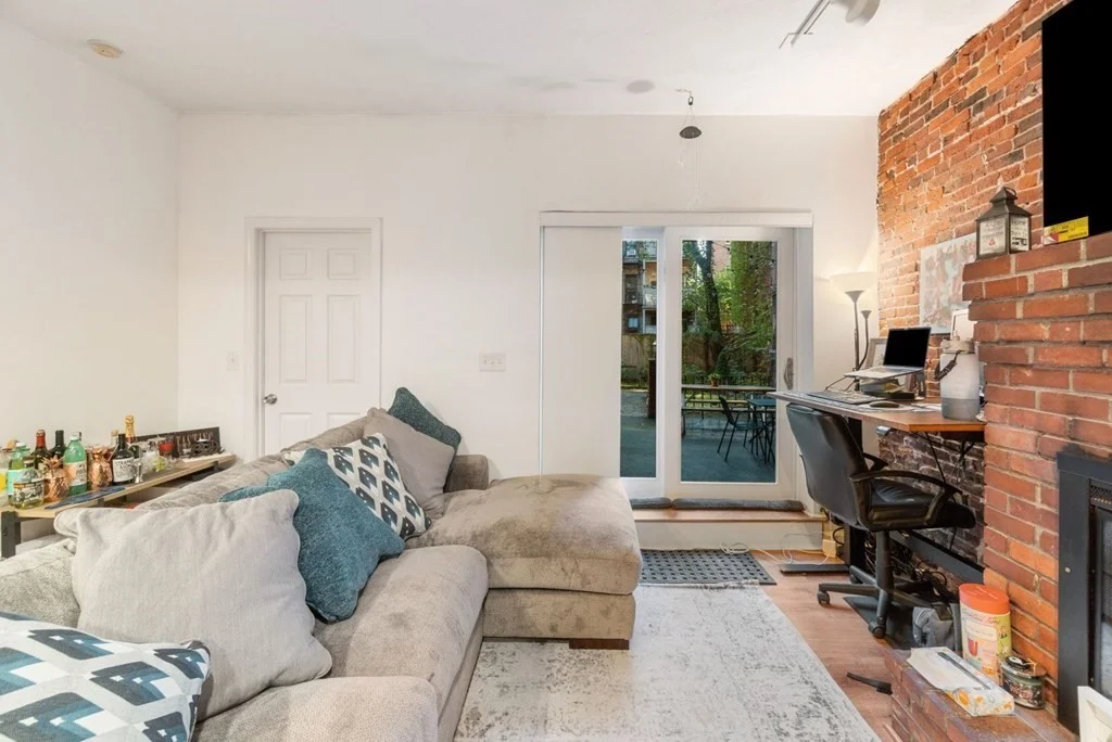 2 bed, 1 bath apartment for rent at 4 Union Park St Unit 1, South End — photo 5 of 28