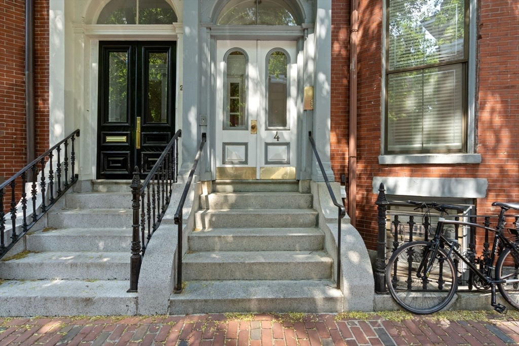 2 bed, 1 bath apartment for rent at 4 Union Park St Unit 2, South End — photo 16 of 17