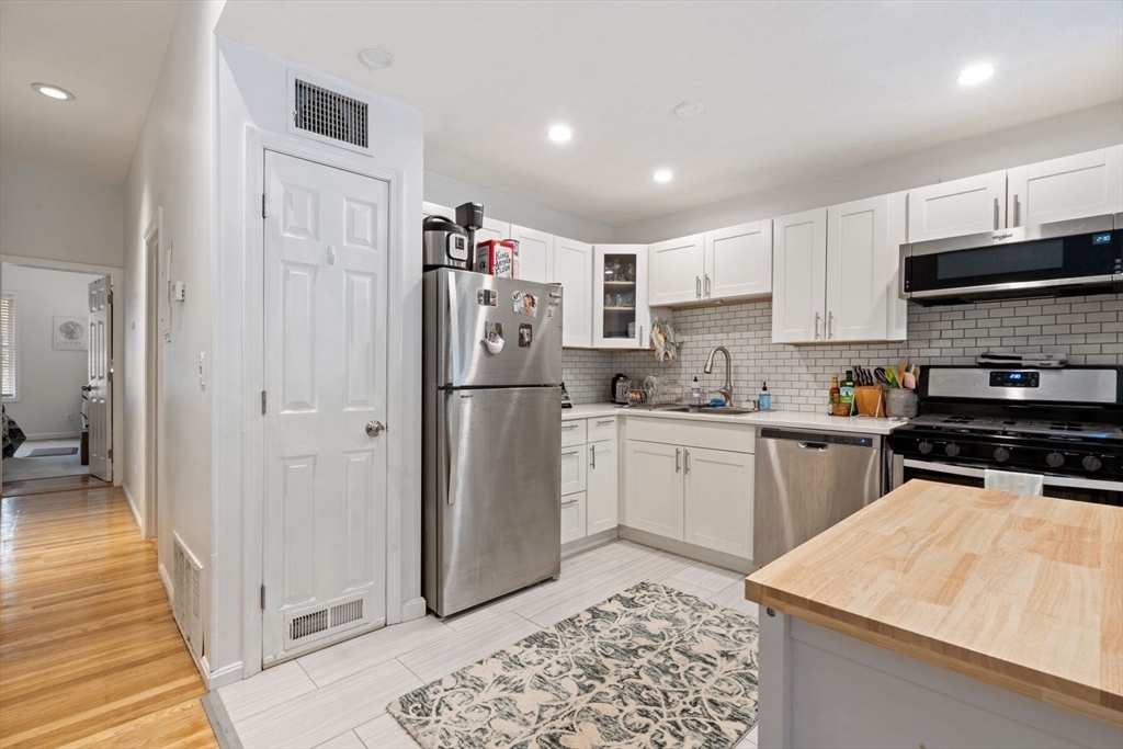 2 bed, 1 bath apartment for rent at 4 Union Park St Unit 2, South End — photo 5 of 17