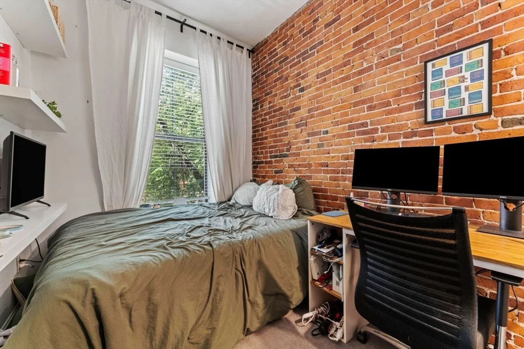 2 bed, 1 bath apartment for rent at 4 Union Park St Unit 3, South End — photo 16 of 19