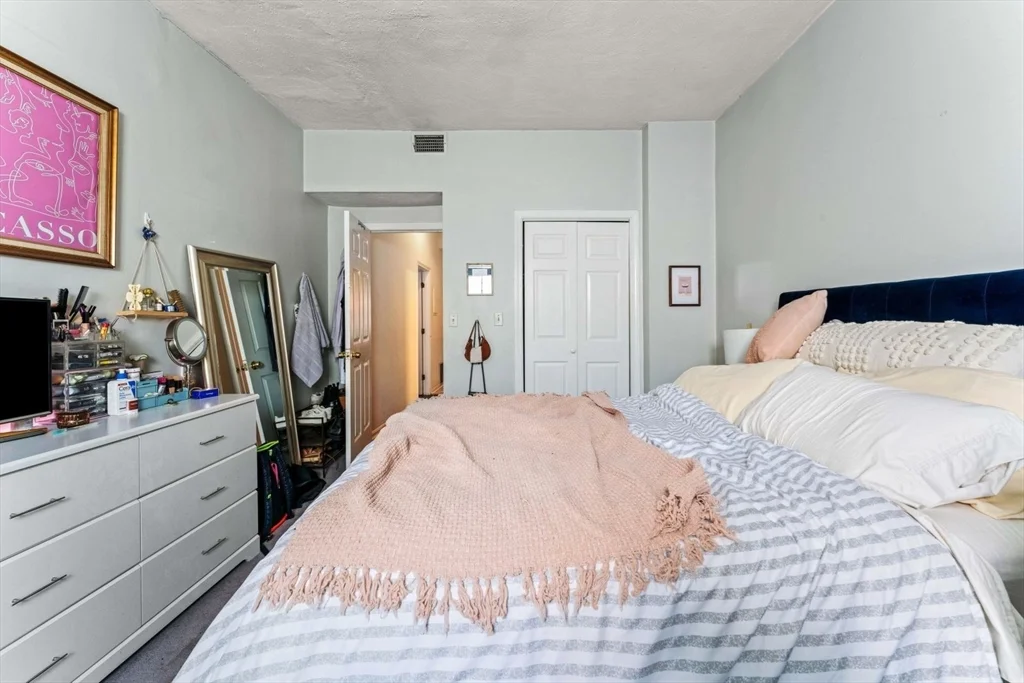 2 bed, 1 bath apartment for rent at 4 Union Park St Unit 3, South End — photo 11 of 19