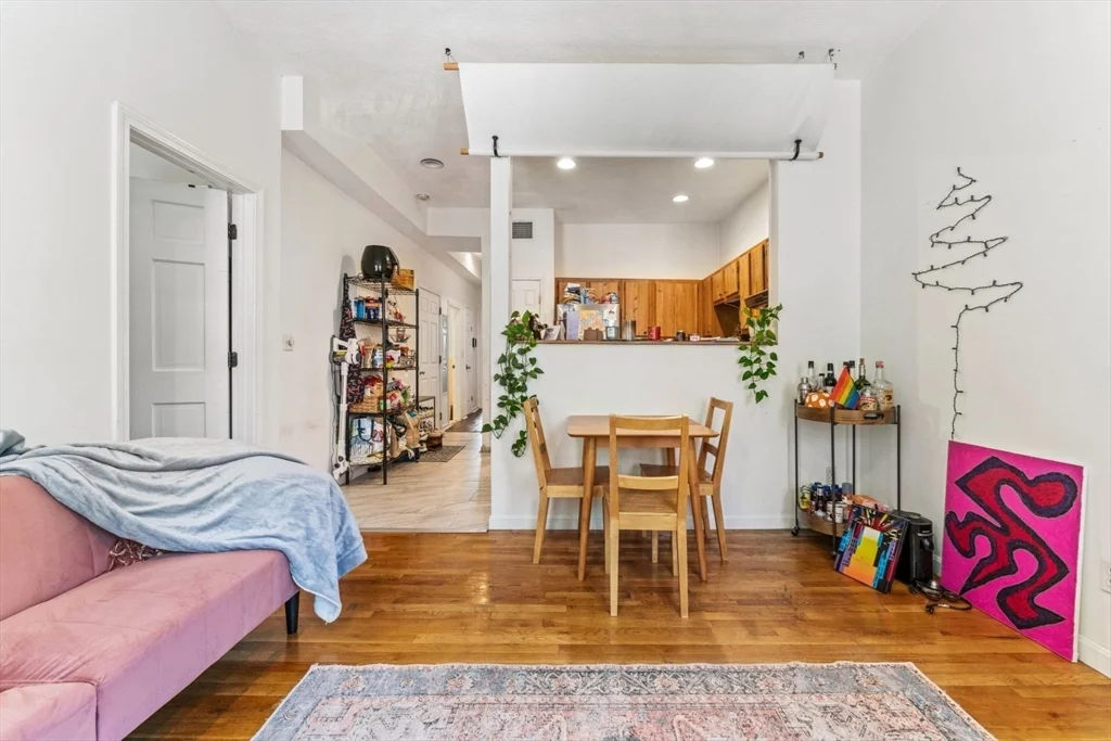 2 bed, 1 bath apartment for rent at 4 Union Park St Unit 3, South End — photo 8 of 19