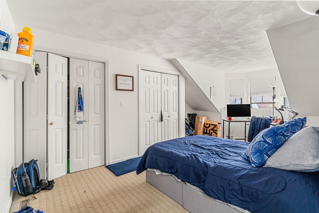 3 bed, 2 bath apartment for rent at 4 Union Park St Unit 4, South End — photo 12 of 15