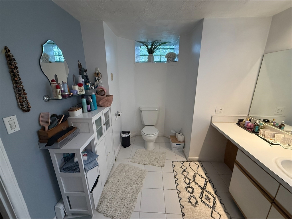 2 bed, 2 bath apartment for rent at 4 Union St Unit A, Brighton — photo 12 of 16