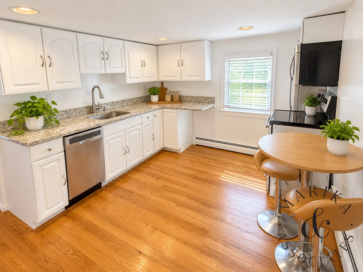 1 bed, 1 bath apartment for rent at 4 Upcrest Rd Unit 4, Brighton — photo 7 of 15