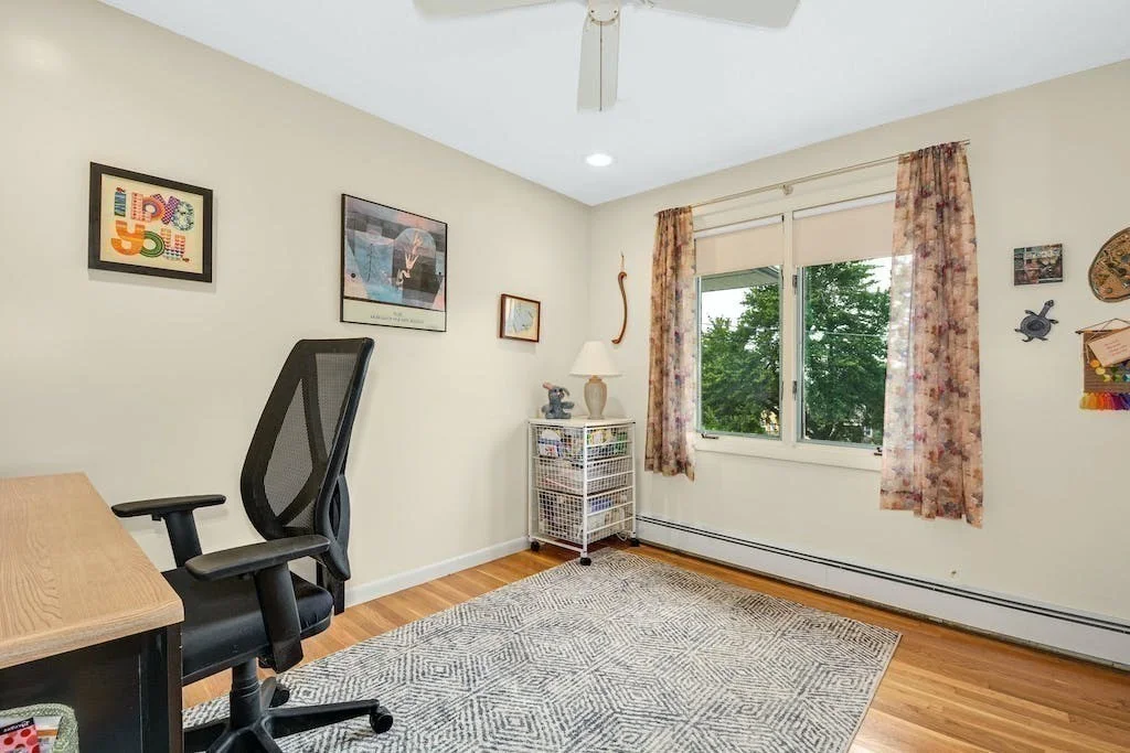 3 bed, 1 bath apartment for rent at 4 Upland Ave Unit 2, Shrewsbury — photo 9 of 10