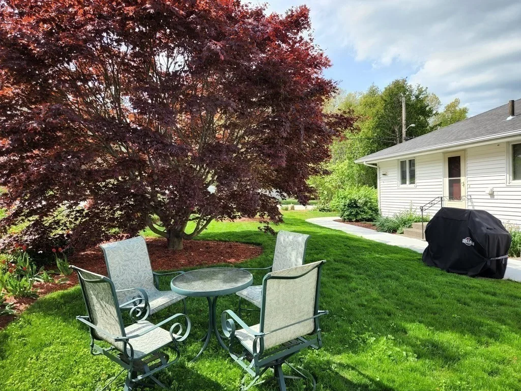1 bed, 1 bath apartment for rent at 4 Upland Ave Unit A, Shrewsbury — photo 13 of 13