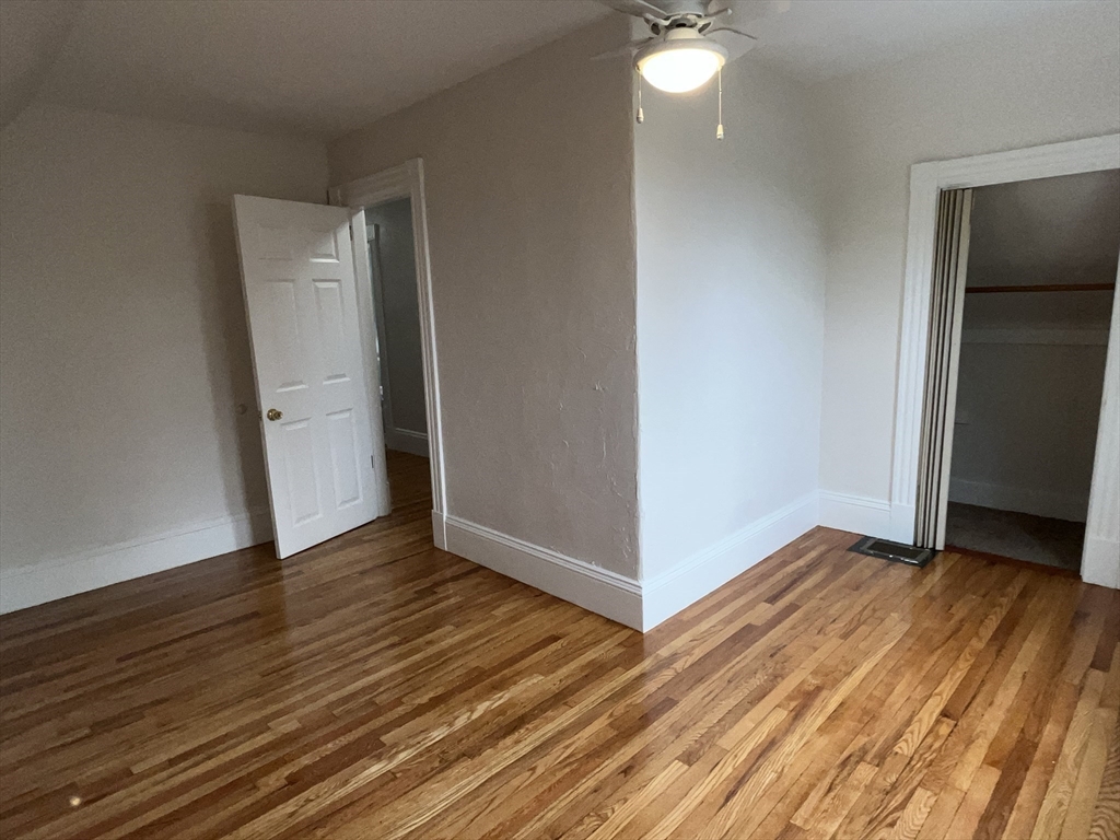 1 bed, 1 bath apartment for rent at 4 Usher Rd Unit 3, Medford — photo 4 of 9