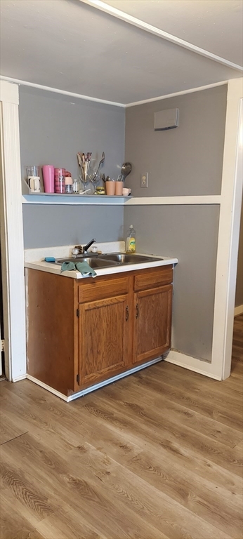 1 bed, 1 bath apartment for rent at 4 View St Unit 3, Worcester — photo 12 of 15