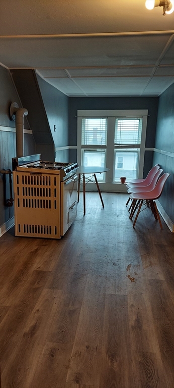 1 bed, 1 bath apartment for rent at 4 View St Unit 3, Worcester — photo 10 of 15