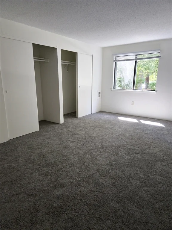 1 bed, 1 bath apartment for rent at 4 Village Rock Ln Unit 4, Natick — photo 8 of 12