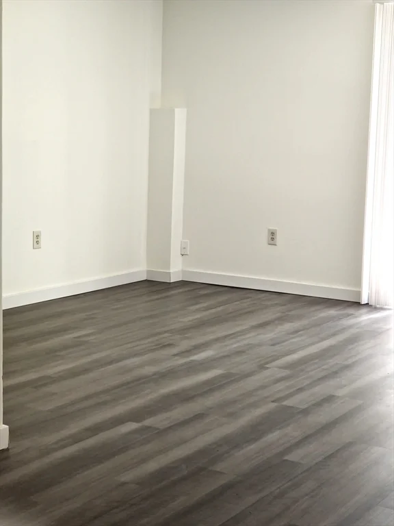1 bed, 1 bath apartment for rent at 4 Village Rock Ln Unit 4, Natick — photo 6 of 12