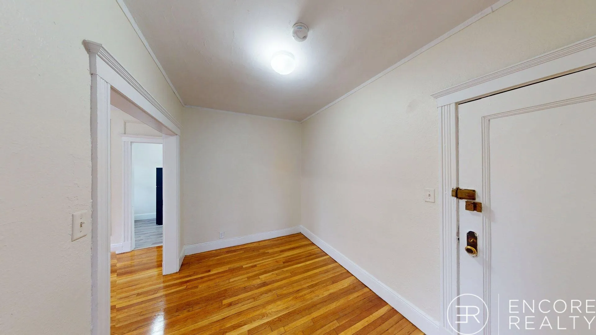 2 bed, 1 bath apartment for rent at 4 Vinal St Unit 7, Brighton — photo 2 of 9