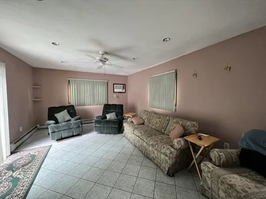 2 bed, 1 bath apartment for rent at 4 Warden St Unit 1, Shrewsbury Street — photo 4 of 12