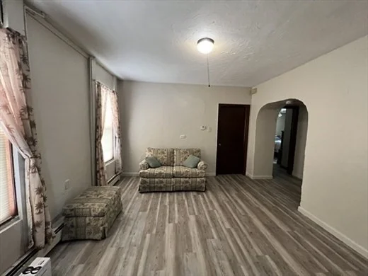 2 bed, 1 bath apartment for rent at 4 Warden St Unit 1, Shrewsbury Street — photo 5 of 12