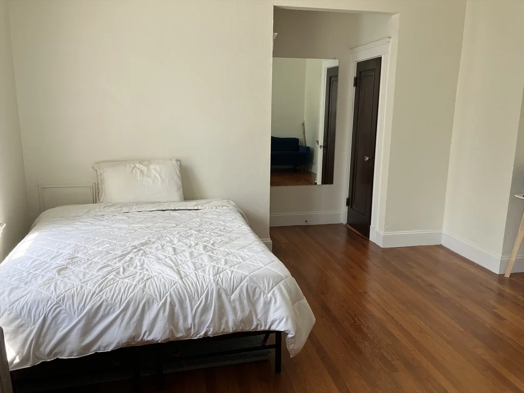 Studio bed, 1 bath apartment for rent at 4 Washington Ave Unit 5, Neighborhood Nine — photo 7 of 13