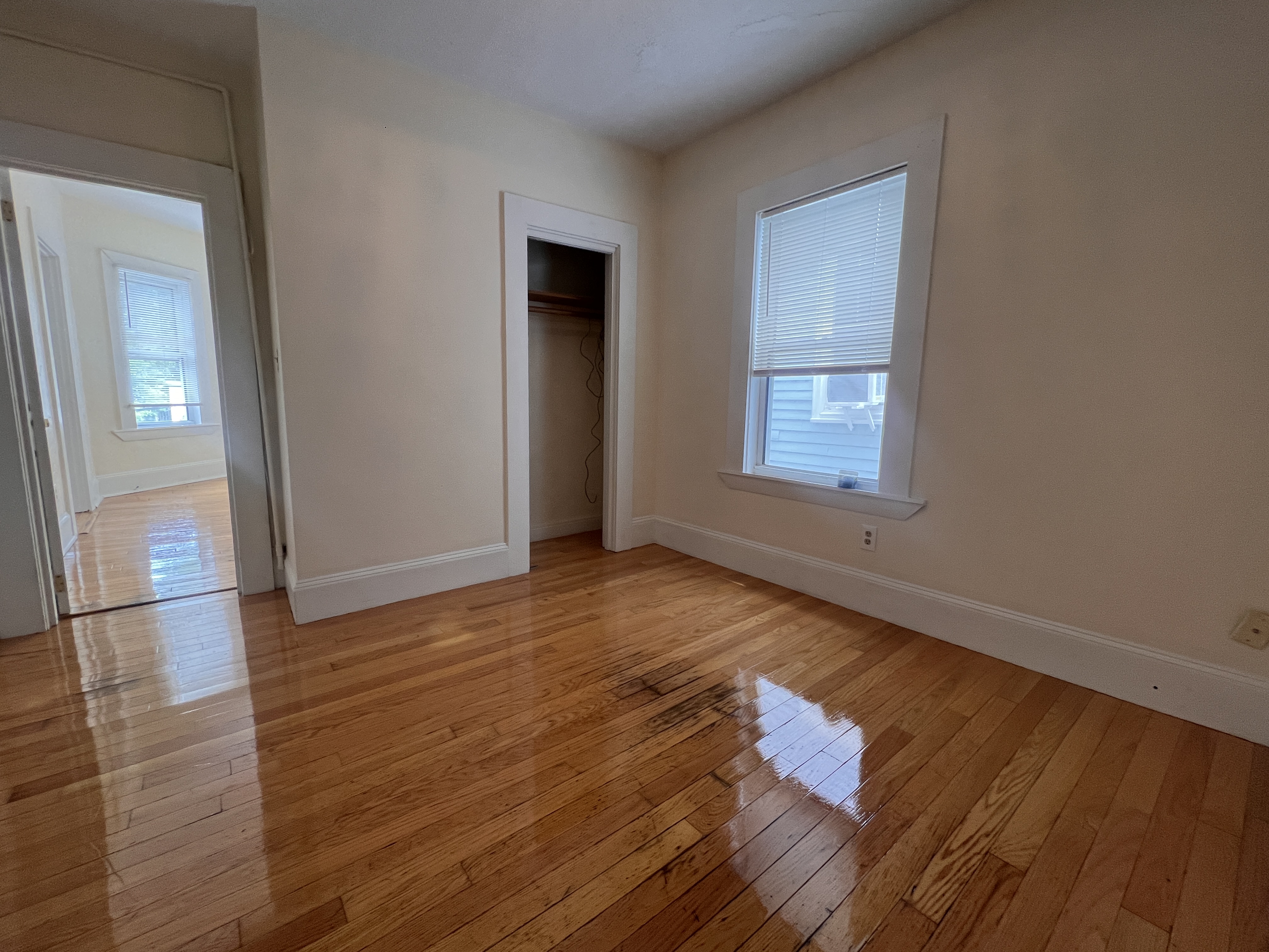 1.5 bed, 1 bath apartment for rent at 4 Watson St Unit 2L, Cambridgeport — photo 4 of 8
