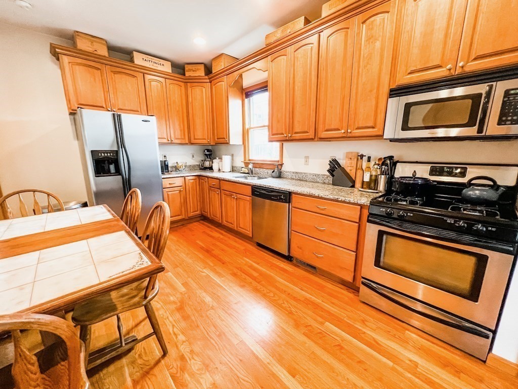 2 bed, 1 bath apartment for rent at 4 Webb Park Unit 1, South Boston — photo 3 of 11