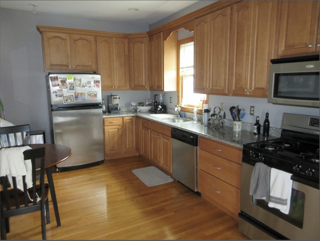 2 bed, 2 bath apartment for rent at 4 Webb Park Unit 3, South Boston
