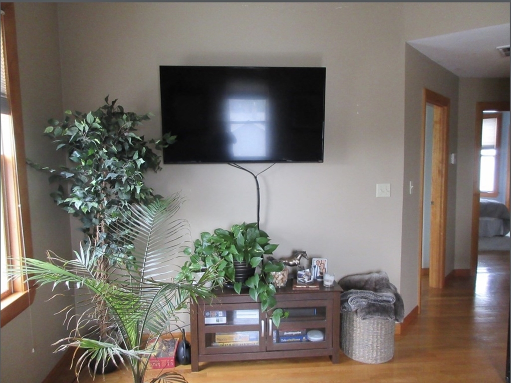 2 bed, 2 bath apartment for rent at 4 Webb Park Unit 3, South Boston — photo 3 of 12
