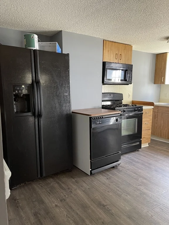 2 bed, 1 bath apartment for rent at 4 West St Unit 2, Wrentham — photo 11 of 32