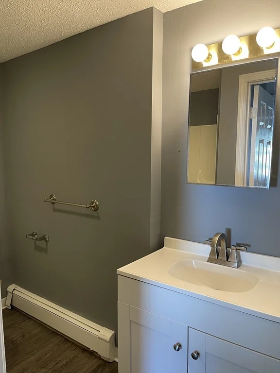 2 bed, 1 bath apartment for rent at 4 West St Unit 2, Wrentham — photo 15 of 32