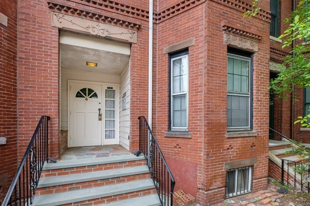 2 bed, 1 bath apartment for rent at 4 Wigglesworth St Unit 1, Mission Hill — photo 15 of 17
