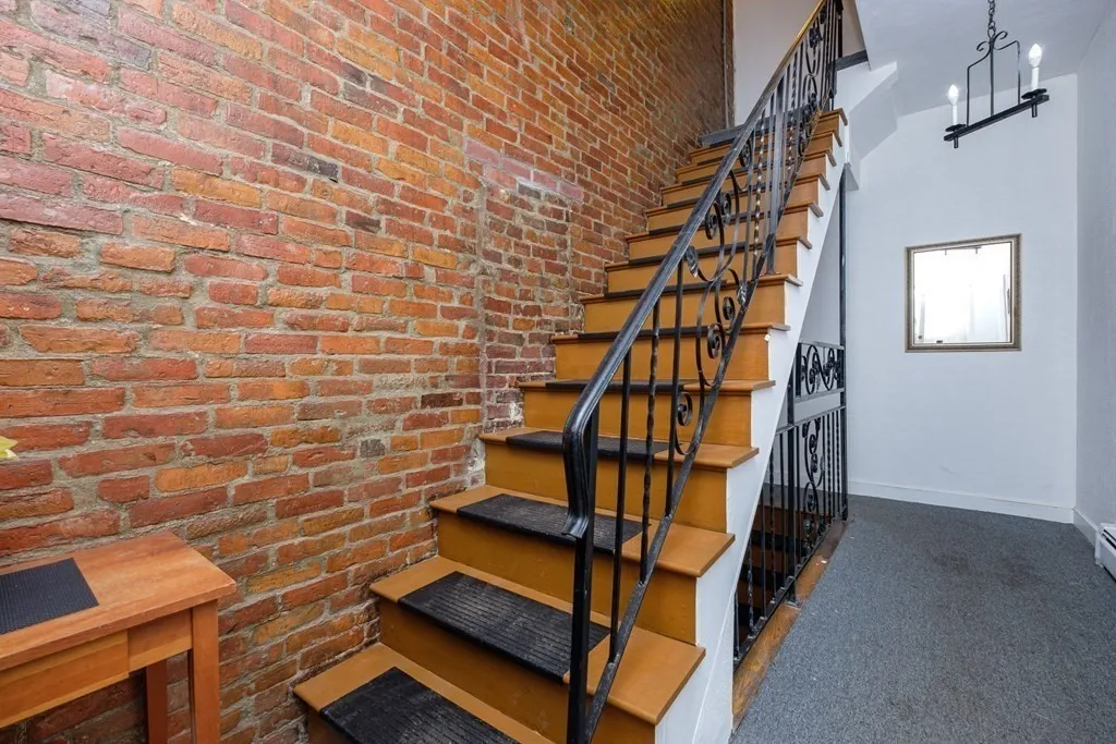 2 bed, 1 bath apartment for rent at 4 Wigglesworth St Unit 1, Mission Hill — photo 17 of 17