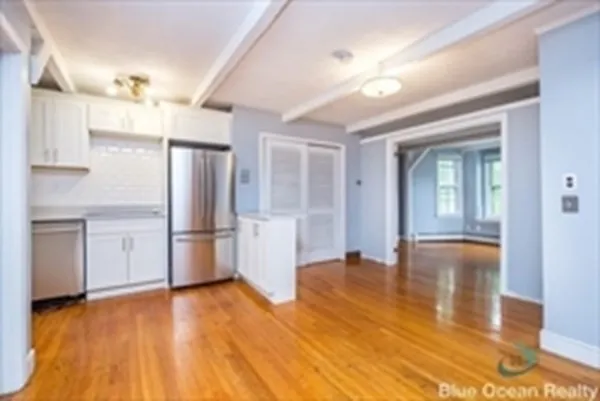 3 bed, 1 bath apartment for rent at 4 Wigglesworth St Unit 3, Mission Hill