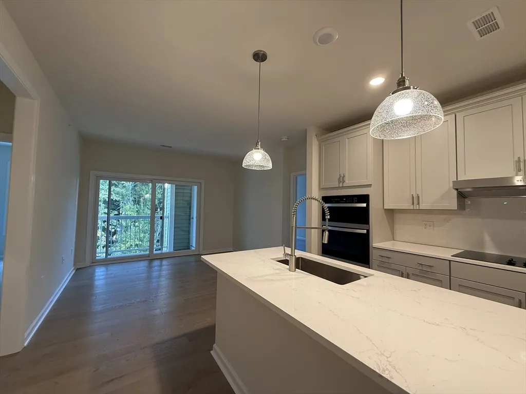 2 bed, 2 bath apartment for rent at 4 Winslow Ln Unit 1411, Grafton — photo 14 of 36