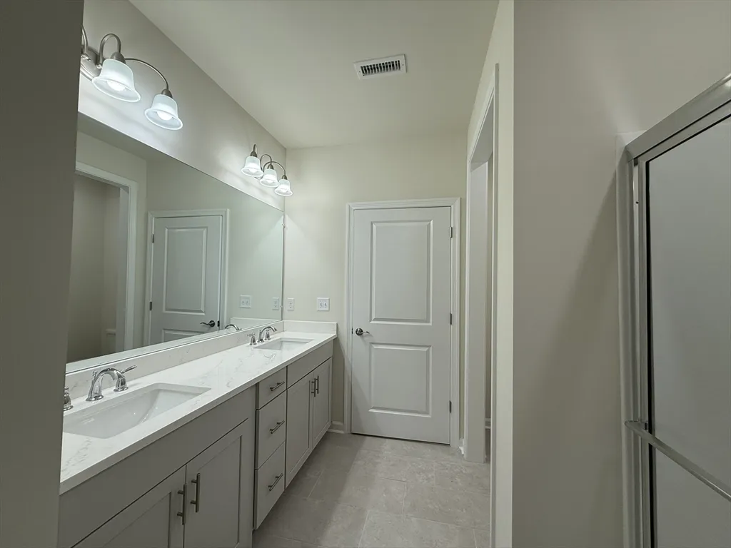 2 bed, 2 bath apartment for rent at 4 Winslow Ln Unit 1411, Grafton — photo 34 of 36