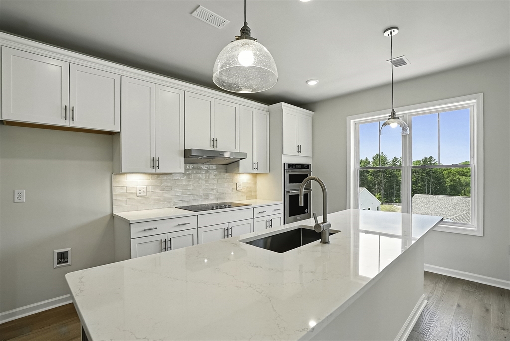 2 bed, 2 bath apartment for rent at 4 Winslow Ln Unit 407, Grafton — photo 5 of 36