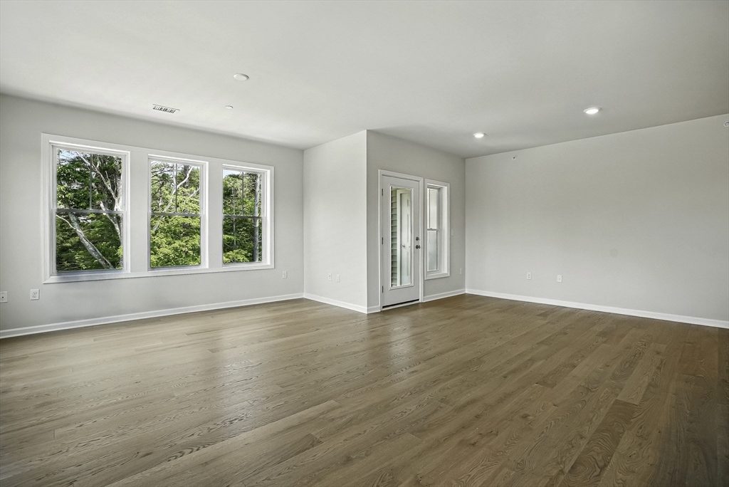 2 bed, 2 bath apartment for rent at 4 Winslow Ln Unit 407, Grafton — photo 16 of 36