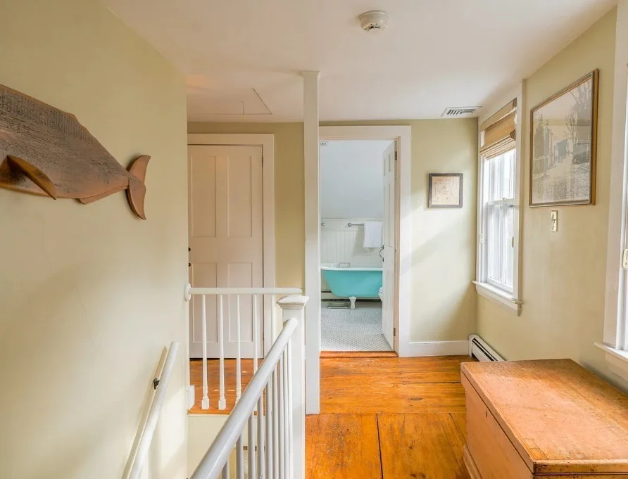 2 bed, 1 bath apartment for rent at 4 York, Nantucket — photo 14 of 25