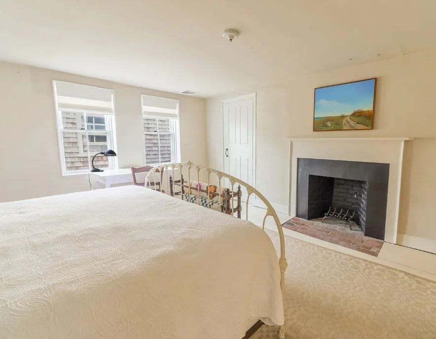 2 bed, 1 bath apartment for rent at 4 York, Nantucket — photo 17 of 25