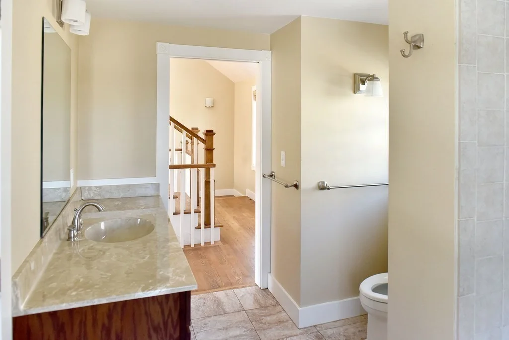 2 bed, 2 bath apartment for rent at 40 1/2 Merrimac St Unit 1, Amesbury — photo 15 of 30