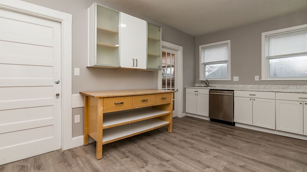 3 bed, 1 bath apartment for rent at 40-42 Cherry St Unit 3, Lynn — photo 17 of 35