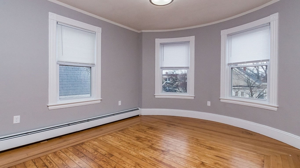 3 bed, 1 bath apartment for rent at 40-42 Cherry St Unit 3, Lynn — photo 7 of 35