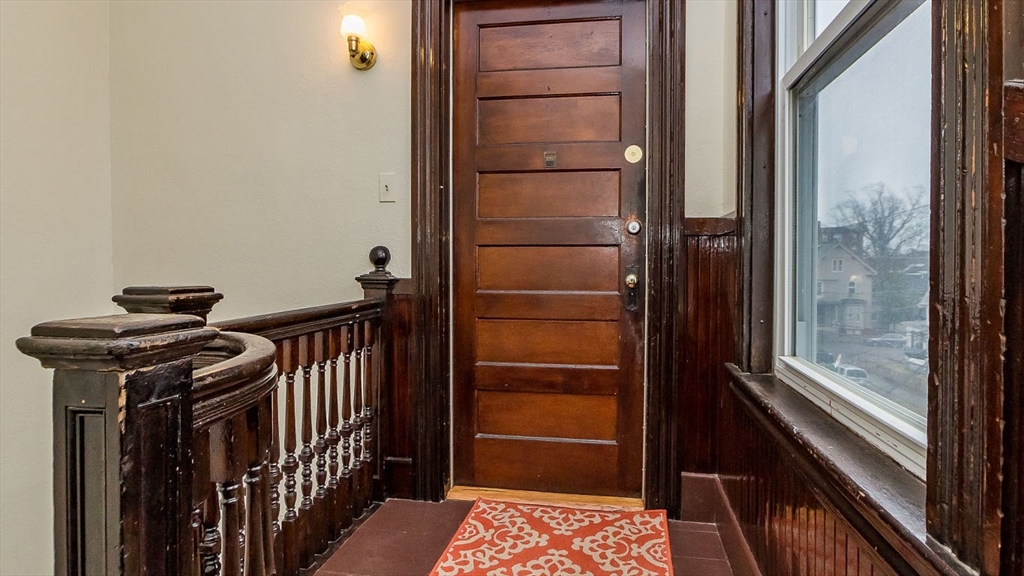 3 bed, 1 bath apartment for rent at 40-42 Cherry St Unit 3, Lynn — photo 4 of 35
