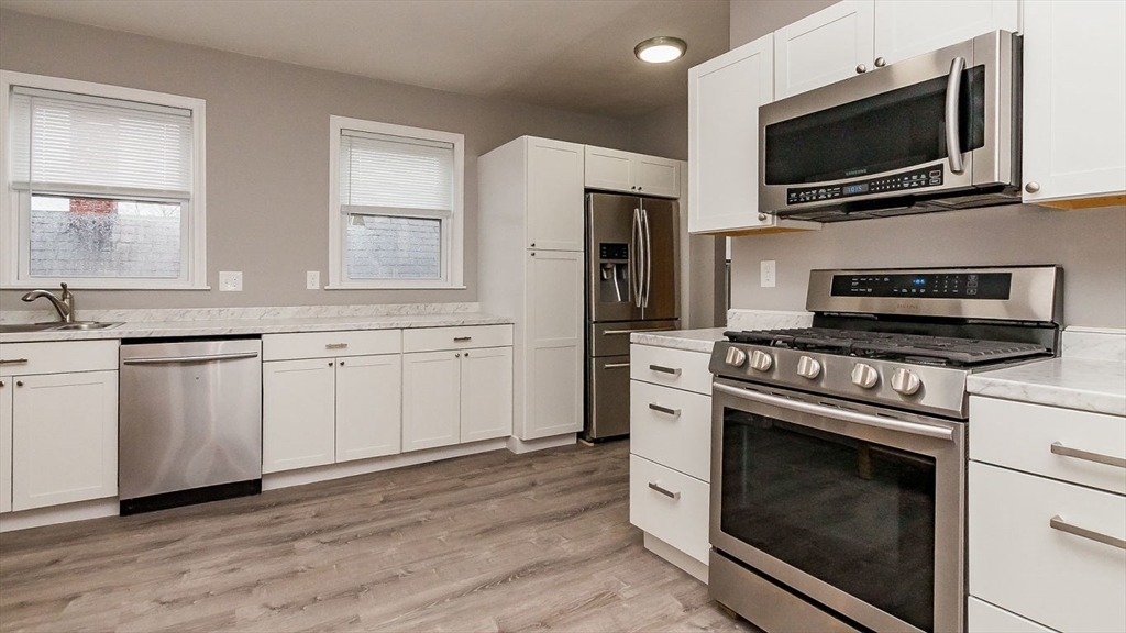3 bed, 1 bath apartment for rent at 40-42 Cherry St Unit 3, Lynn — photo 20 of 35