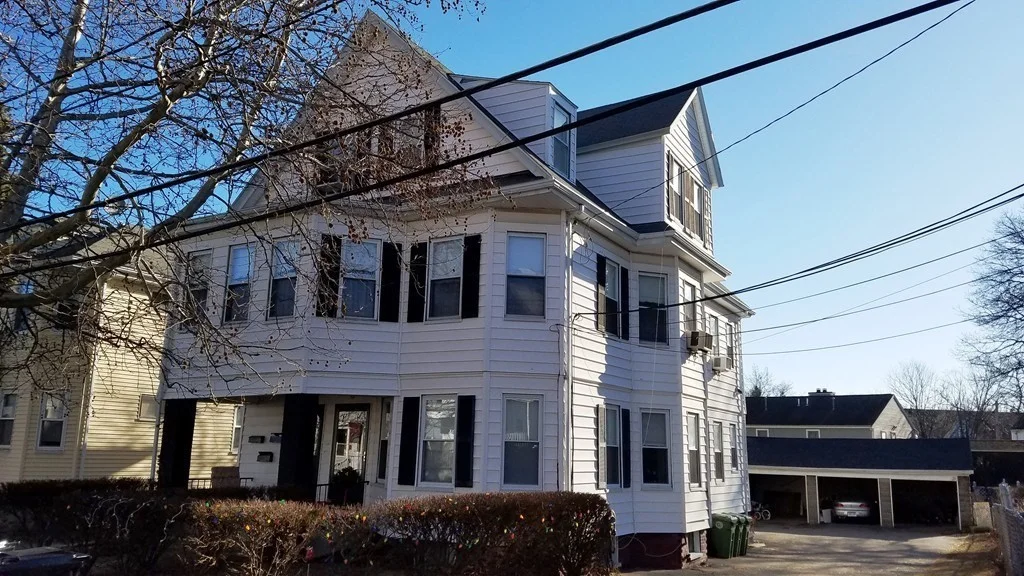 2 bed, 1 bath apartment for rent at 40-42 Quimby St Unit 3, Watertown