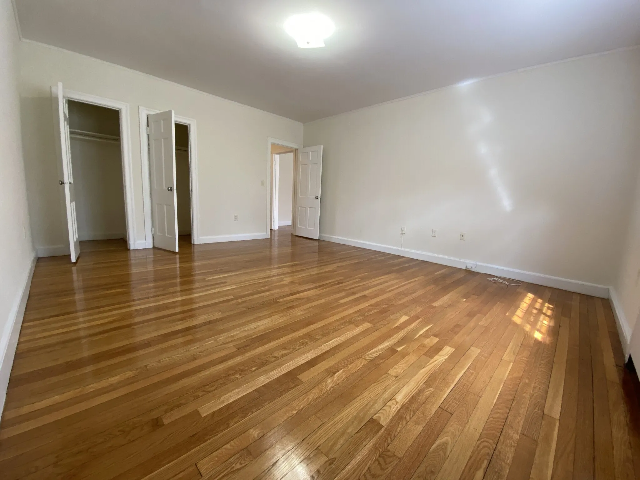 1 bed, 1 bath apartment for rent at 40A Harvard Ave Unit 1, Harvard Avenue — photo 4 of 8