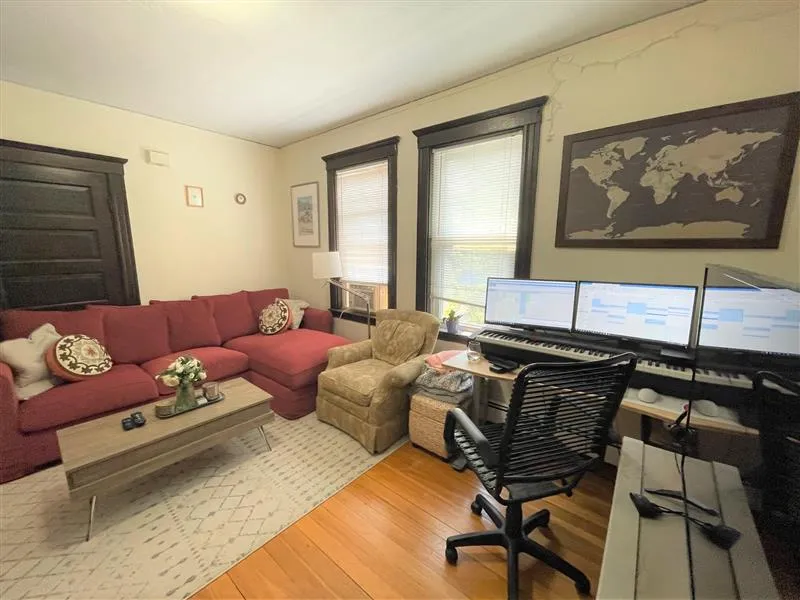 1 bed, 1 bath apartment for rent at 40A Linden Ave Unit 2, Spring Hill — photo 5 of 12