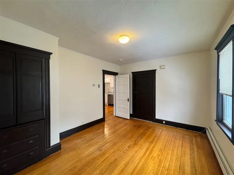 1 bed, 1 bath apartment for rent at 40A Linden Ave Unit 3, Spring Hill — photo 4 of 13