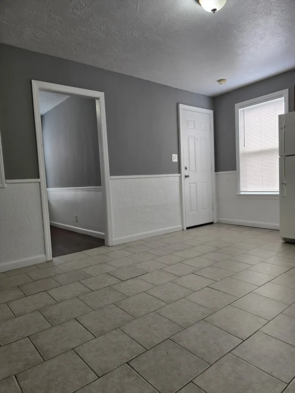 2 bed, 1 bath apartment for rent at 40 Aetna Unit 3, Fall River — photo 2 of 12