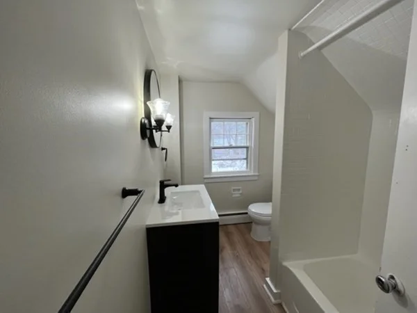 5 bed, 2 bath apartment for rent at 40 Albany Rd Unit HOUSE, West Stockbridge — photo 15 of 26