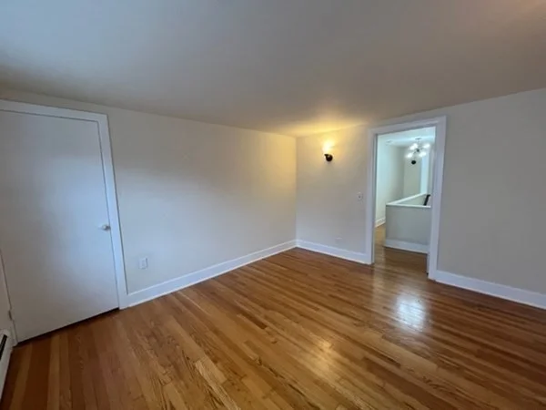 5 bed, 2 bath apartment for rent at 40 Albany Rd Unit HOUSE, West Stockbridge — photo 12 of 26