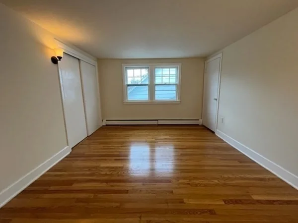 5 bed, 2 bath apartment for rent at 40 Albany Rd Unit HOUSE, West Stockbridge — photo 10 of 26