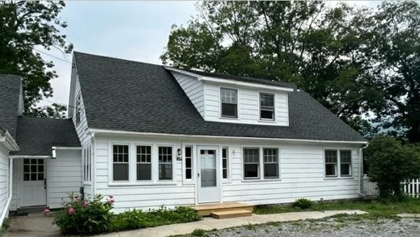 5 bed, 2 bath apartment for rent at 40 Albany Rd Unit HOUSE, West Stockbridge